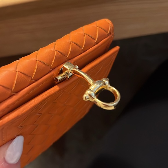 Orange wallet *BOUGHT IN ITALY* - Picture 5 of 6